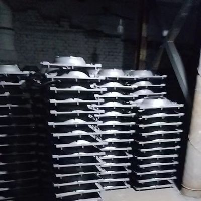 Песчаная литья Литейные части из железа с CNC-обработкой и термообработкой с тушением